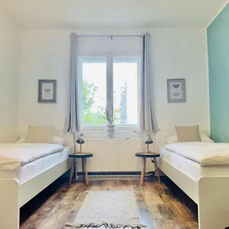 Willkommen Im Neukoellner Kiez 2 *